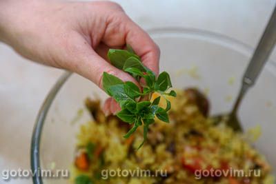 Салат с мидиями, помидорами и рисом, Шаг 08