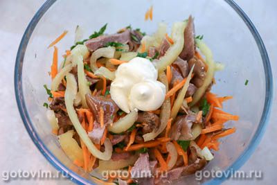 Салат из свиного языка с опятами и овощами, Шаг 05