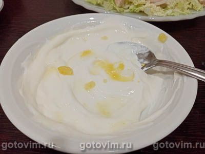 Салат из пекинской капусты с куриной грудкой, сыром и помидорами , Шаг 05