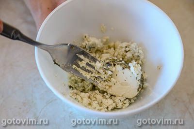 Салат из редиса, огурца и козьего сыра, Шаг 04