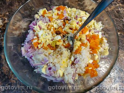 Салат из риса с сыром и колбасой, Шаг 04