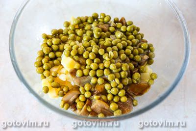 Салат с солеными грибами, картофелем, рукколой и перепелиными яйцами, Шаг 05