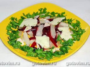 Салат из запеченной свеклы с сыром фета 