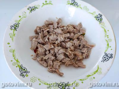 Слоеный салат со свининой, свеклой и сыром, Шаг 02