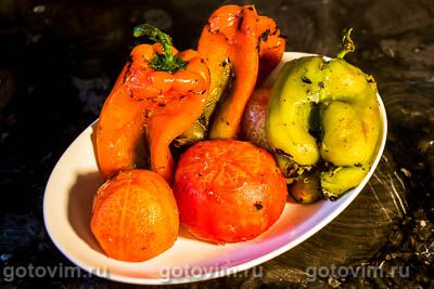 Салат с тунцом и печеными овощами, Шаг 04