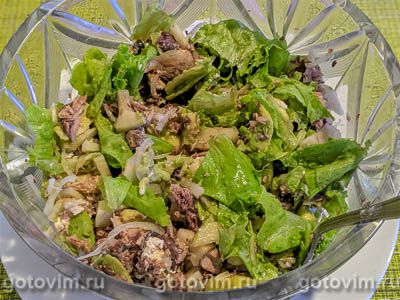 Салат с консервированным тунцом, авокадо и грушей, Шаг 05