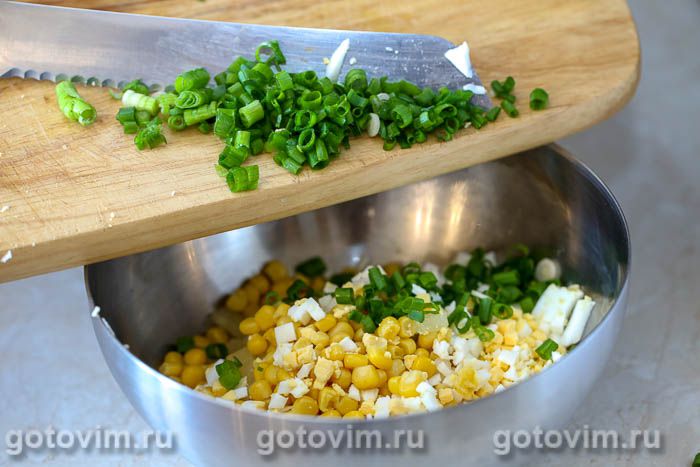 Салат с кукурузой и копченой курицей — 17 рецептов приготовления