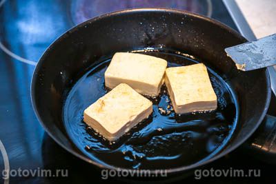 Салат с жареным тофу, помидорами и рукколой, Шаг 02