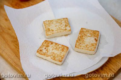 Салат с жареным тофу, помидорами и рукколой, Шаг 04