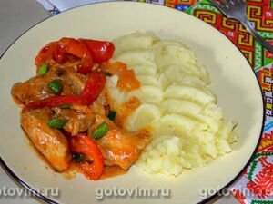 Сербская мучкалица (свинина с овощами)