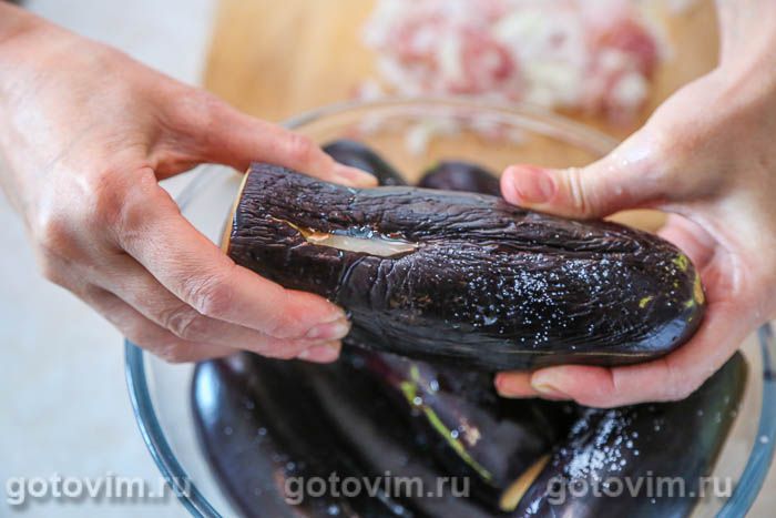    ,  04