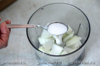     ,  02