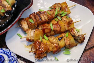 Фотография рецепта Куриные шашлычки с ананасами на шпажках
