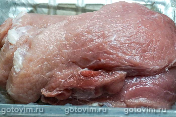Шницели из свинины на «подушке» из кабачков, запечённые в духовке с помидорами и сыром, Шаг 01