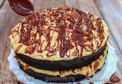 Шоколадно-карамельный торт с орехами, Шаг 03