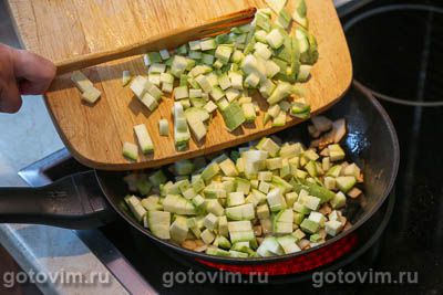 Щи с кабачками и фасолью, Шаг 03