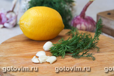 Сибас, запеченный с чесноком, укропом и лимонной цедрой, Шаг 02