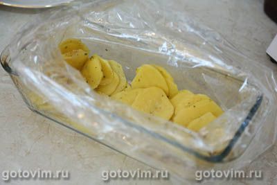 Скумбрия с картошкой в духовке (запеченная в рукаве), Шаг 06