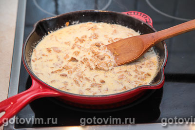 Куриные окорочка в духовке с грибным соусом с сыром, Шаг 04