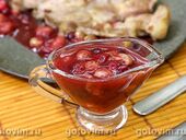Соус к мясу из клюквы с виноградом