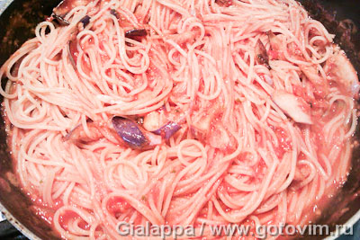 Спагетти в томатном соусе с баклажанами (spaghetti alla norma) , Шаг 09