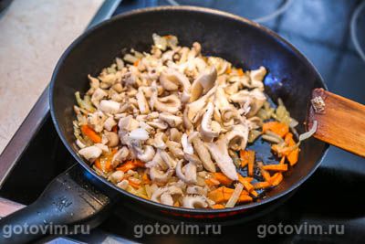 Суп из бараньих ребрышек с картошкой, кале и грибами, Шаг 05