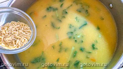 Португальский овощной суп-пюре с ботвой редиски, Шаг 06