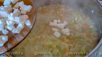 Турецкий сырный суп с макаронами, козьим сыром и каперсами, Шаг 05