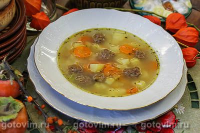 Суп с сырыми мясными колбасками чевапчичами. Фото-рецепт