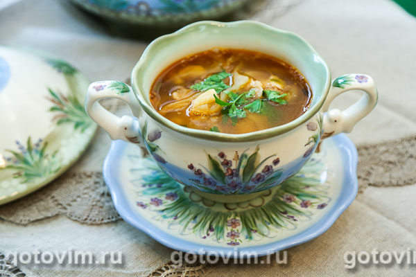 Фасолевый суп с ребрышками. Фотография рецепта