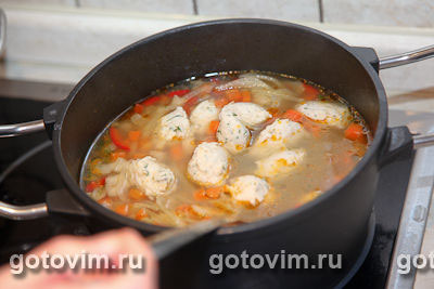 Овощной суп с куриными клецками, Шаг 06