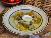 Суп с говядиной и щавелем в мультиварке