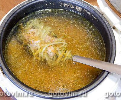 Суп из индейки с лапшой и сельдереем в мультиварке, Шаг 05