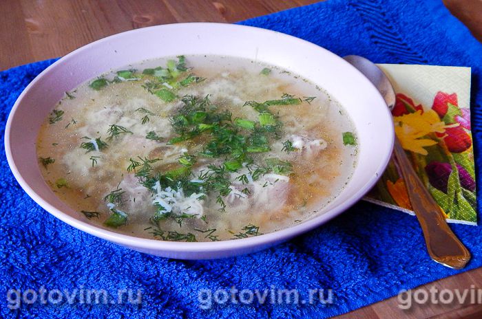 Суп из индейки с лапшой и сельдереем в мультиварке. Фотография рецепта