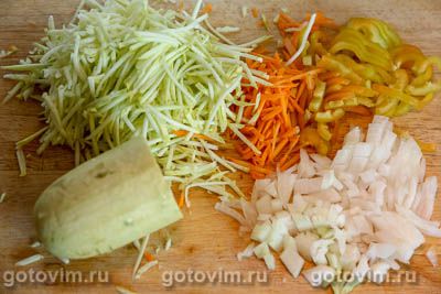 Куриный суп с кабачками и фасолью , Шаг 03