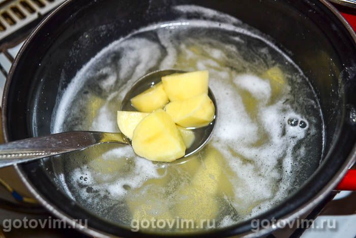 Суп картофельный со сметаной по-закарпатски (Пидбывани крумпли), Шаг 01