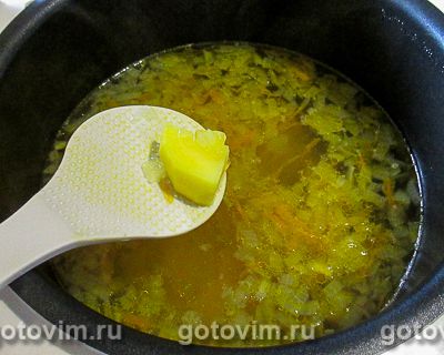 Суп с куриными фрикадельками и клёцками в мультиварке, Шаг 08