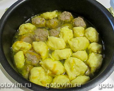 Суп с куриными фрикадельками и клёцками в мультиварке, Шаг 13