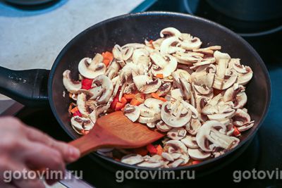 Гречневый суп с курицей и грибами, Шаг 05