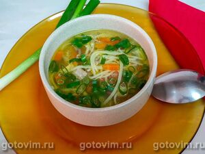 Суп с лапшой из листов для лазаньи
