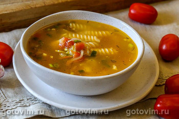 Куриный суп с кабачками и макаронами. Фотография рецепта
