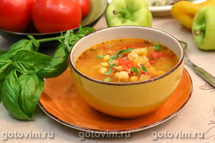 Потахе или испанский суп из нута, овощей и миндаля (Potaje de garbanzos). Фотография рецепта