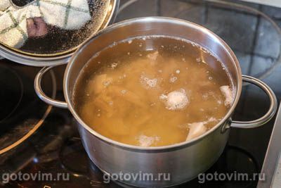 Суп из свинины с нутом и рукколой, Шаг 01