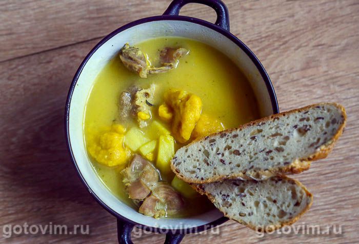 Картофельный суп с кукурузными клецками. Фотография рецепта