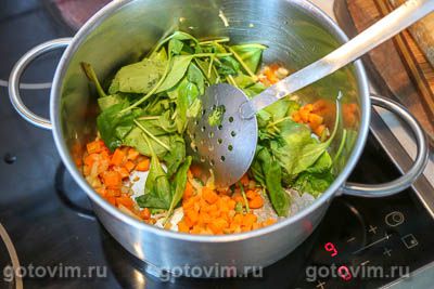 Овощной суп из цветной капусты со шпинатом, Шаг 03