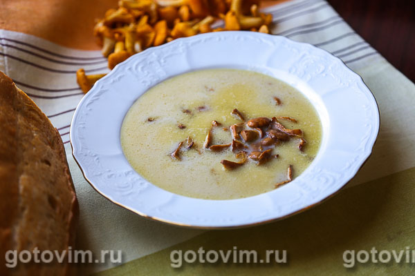 Сливочный суп велюте с лисичками. Фотография рецепта