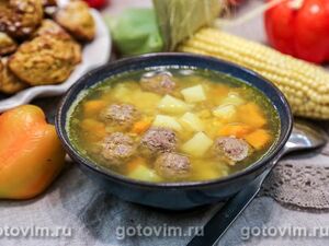 Тыквенный суп с кукурузой и фрикадельками