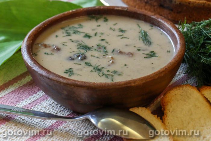 Сливочный суп-пюре из строчков. Фотография рецепта
