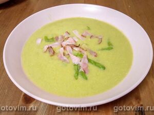 Суп-пюре из зеленого горошка со спаржей 