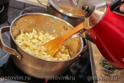 Суп-пюре из цветной капусты и фасоли с жареным беконом, Шаг 05